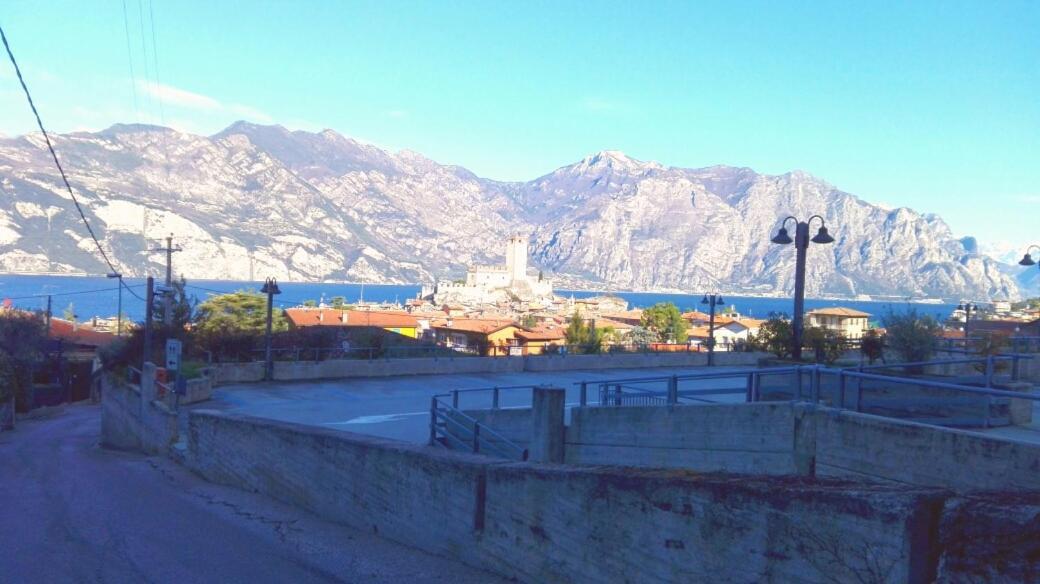 With Love Malcesine Bagian luar foto